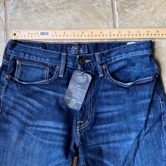SOLD - 👖NWT LUCKY BRAND Mens Slim Fit Jeans Sz W33 L32 - Picture 2 of 6